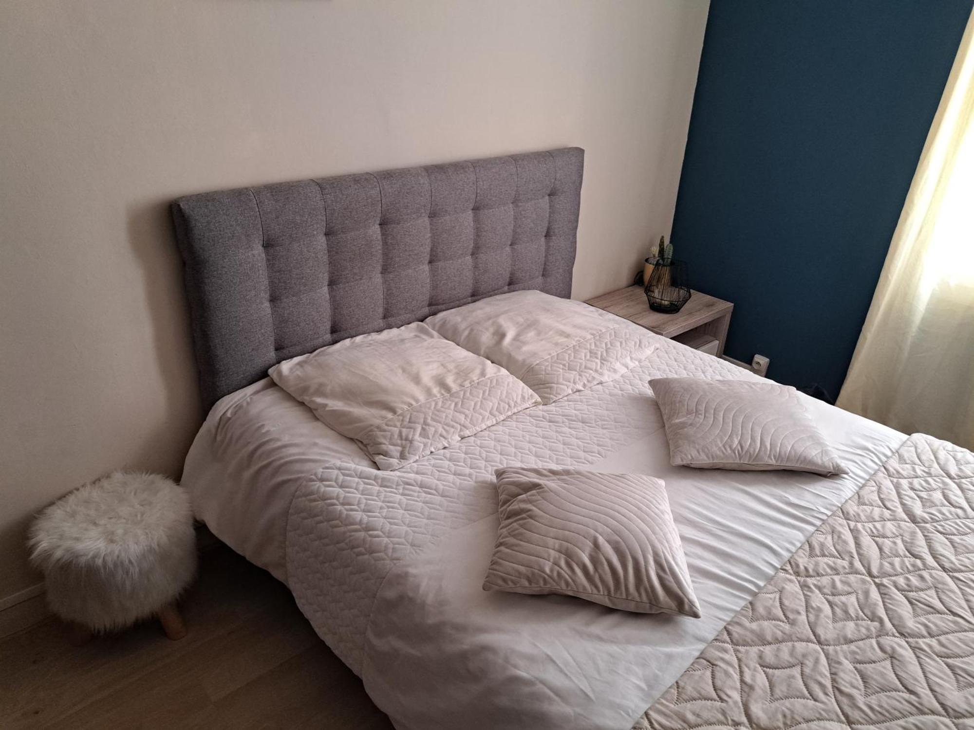 Chambre Spacieuse - Dressing - Sdb Communes - Parking Prive Nîmes Zewnętrze zdjęcie